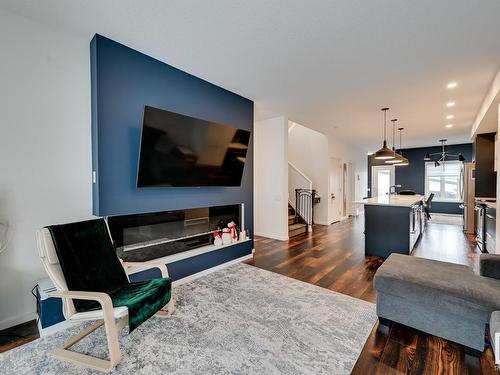 34 Brunswyck Crescent, Spruce Grove, AB - Indoor Photo Showing Living Room