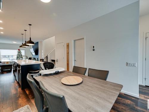 34 Brunswyck Crescent, Spruce Grove, AB - Indoor Photo Showing Dining Room