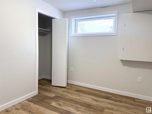 7424 81 Avenue, Edmonton, AB - Indoor Photo Showing Other Room