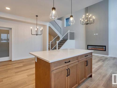 11 Resplendent Way, St. Albert, AB - Indoor Photo Showing Kitchen