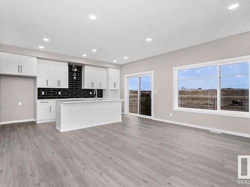 175 Catria Point(E) N, Sherwood Park, AB - Indoor Photo Showing Kitchen