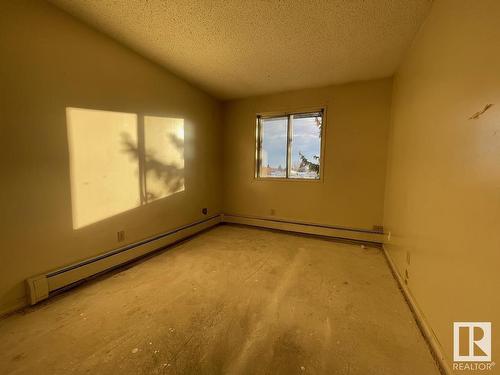 403 14908 26 Street, Edmonton, AB - Indoor Photo Showing Other Room