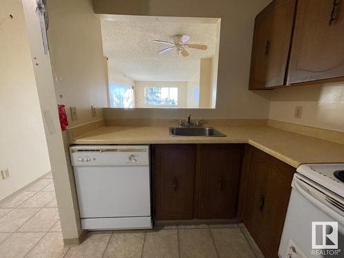 403 14908 26 Street, Edmonton, AB - Indoor Photo Showing Kitchen