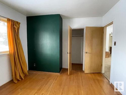 11915 51 Street, Edmonton, AB - Indoor Photo Showing Other Room