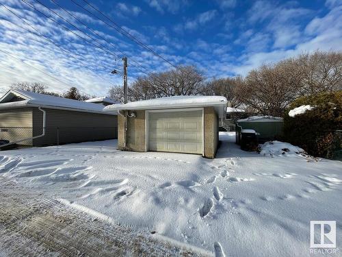 11915 51 Street, Edmonton, AB - Outdoor