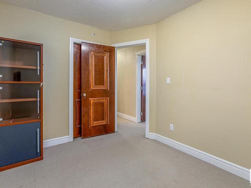 10903 81 Avenue, Edmonton, AB - Indoor Photo Showing Other Room