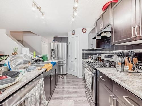 3367 14 Ave, Edmonton, AB - Indoor Photo Showing Kitchen With Double Sink With Upgraded Kitchen