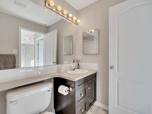 2317 9357 Simpson Drive, Edmonton, AB - Indoor Photo Showing Bathroom