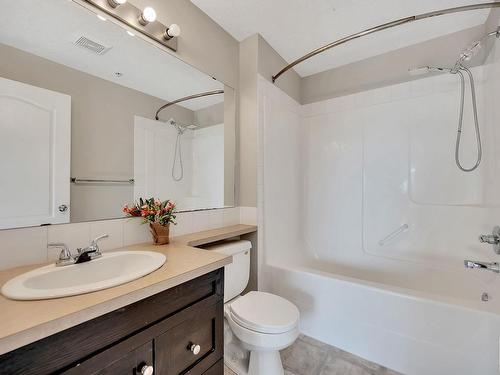 2317 9357 Simpson Drive, Edmonton, AB - Indoor Photo Showing Bathroom