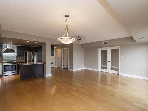 901 6608 28 Avenue, Edmonton, AB - Indoor Photo Showing Kitchen