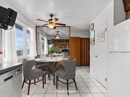 13515 93 Street, Edmonton, AB - Indoor Photo Showing Dining Room