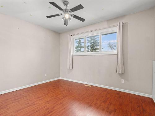 13515 93 Street, Edmonton, AB - Indoor Photo Showing Other Room