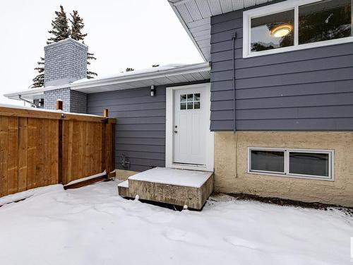 9211 99A Avenue, Morinville, AB - Outdoor With Exterior