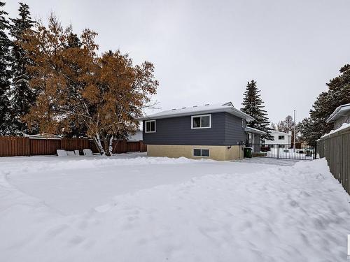 9211 99A Avenue, Morinville, AB - Outdoor