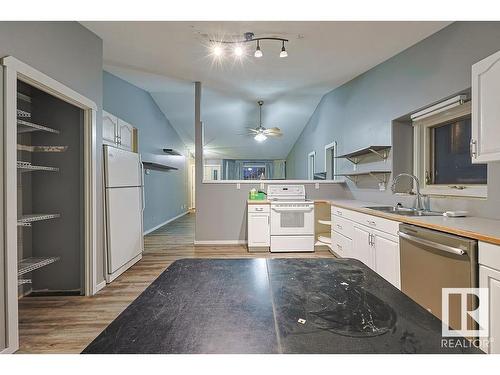 453 Garden Meadows Drive, Wetaskiwin, AB - Indoor Photo Showing Kitchen With Double Sink