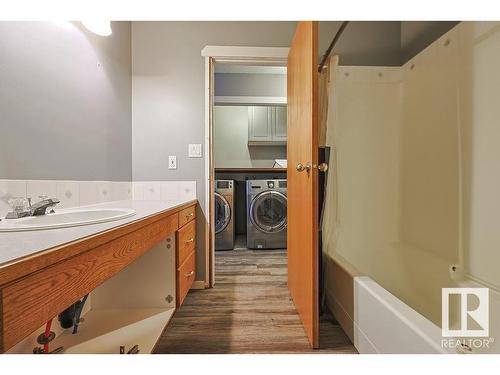 453 Garden Meadows Drive, Wetaskiwin, AB - Indoor Photo Showing Laundry Room