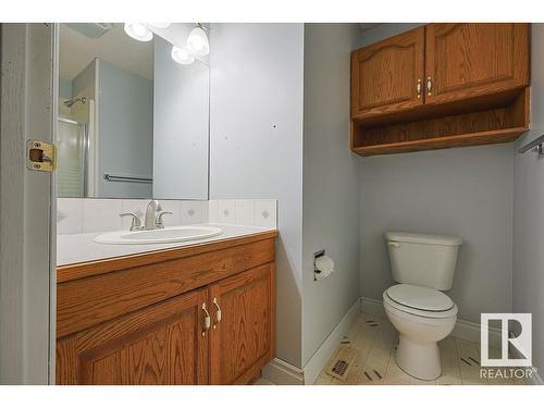 453 Garden Meadows Drive, Wetaskiwin, AB - Indoor Photo Showing Bathroom