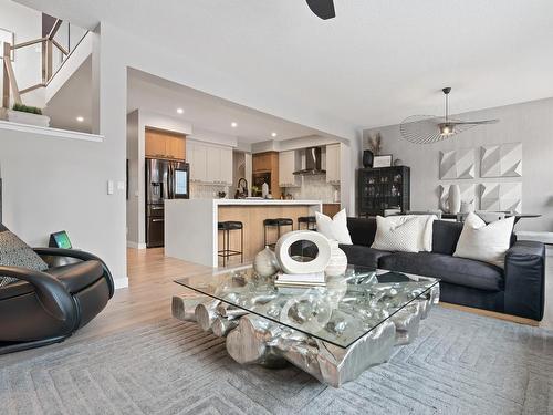 3937 3A Avenue, Edmonton, AB - Indoor Photo Showing Living Room