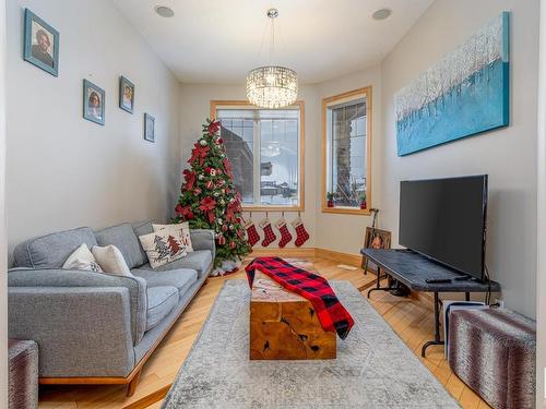 264 Kingswood Boulevard, St. Albert, AB - Indoor Photo Showing Living Room