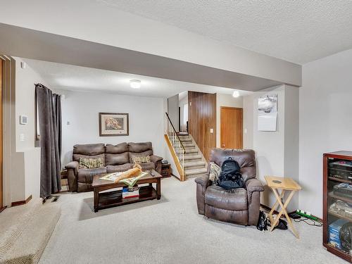 9223 168 Street, Edmonton, AB - Indoor