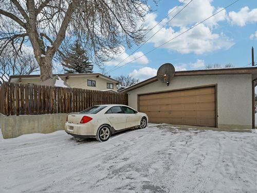 9223 168 Street, Edmonton, AB - Outdoor