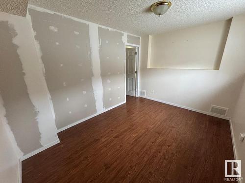 18808 78 Avenue, Edmonton, AB - Indoor Photo Showing Other Room