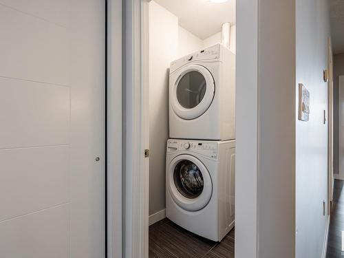 705 10238 103 Street, Edmonton, AB - Indoor Photo Showing Laundry Room