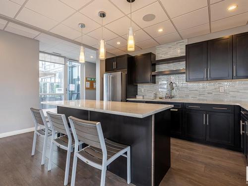 705 10238 103 Street, Edmonton, AB - Indoor Photo Showing Kitchen With Stainless Steel Kitchen With Upgraded Kitchen