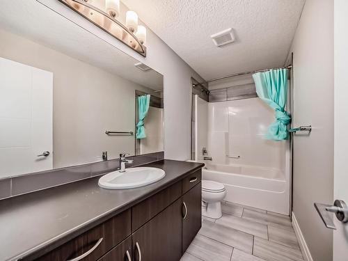 161 Harvest Ridge Drive, Spruce Grove, AB - Indoor Photo Showing Bathroom