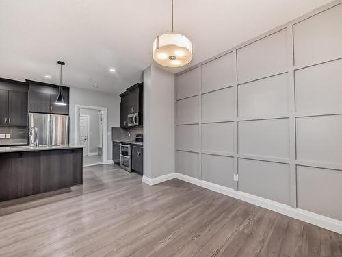 161 Harvest Ridge Drive, Spruce Grove, AB - Indoor Photo Showing Kitchen