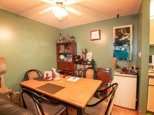 9251 172 Street, Edmonton, AB - Indoor Photo Showing Dining Room