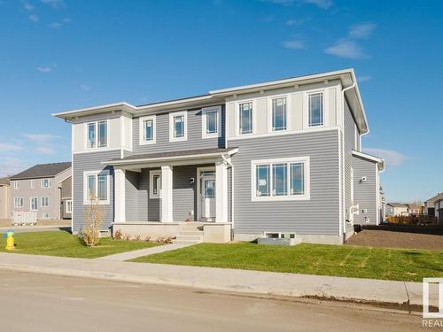 1935 209 St Nw, Edmonton, AB 