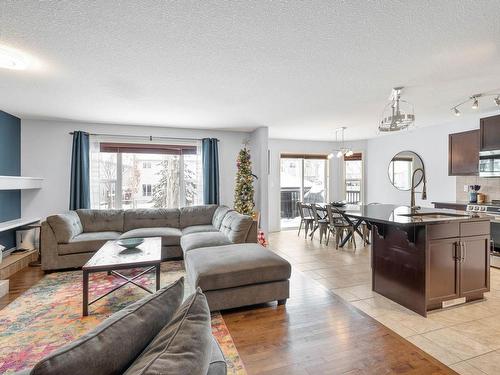 1409 37A Avenue, Edmonton, AB - Indoor Photo Showing Living Room