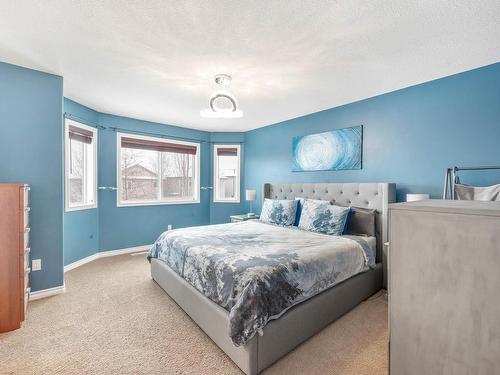 1409 37A Avenue, Edmonton, AB - Indoor Photo Showing Bedroom