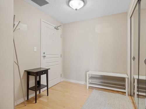 702 10319 111 Street, Edmonton, AB - Indoor Photo Showing Other Room