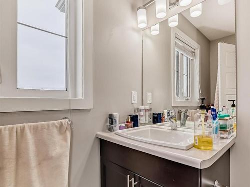 78 Tonewood Boulevard, Spruce Grove, AB - Indoor Photo Showing Bathroom