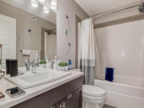 78 Tonewood Boulevard, Spruce Grove, AB - Indoor Photo Showing Bathroom