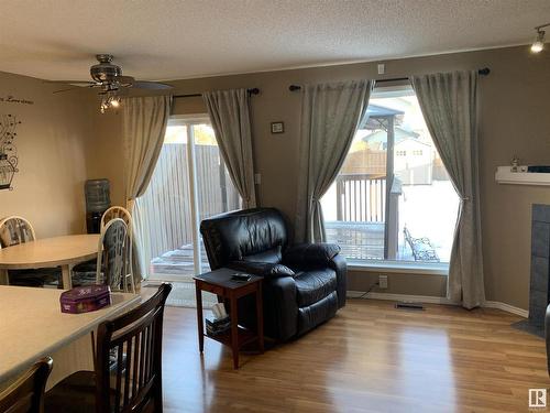 16219 93 Street, Edmonton, AB - Indoor