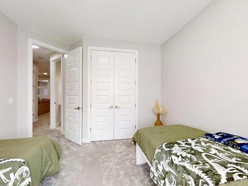 1516 Howes Pl, Edmonton, AB - Indoor Photo Showing Bedroom