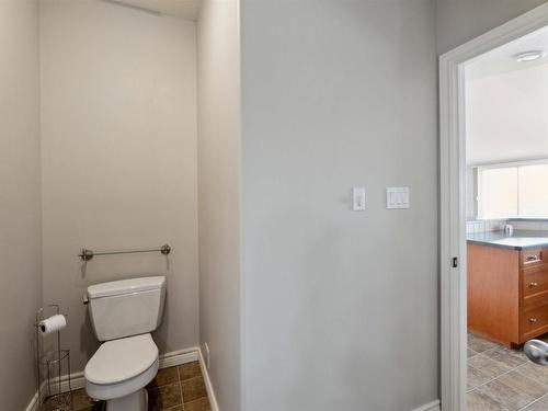 409 15499 Castle Downs Road, Edmonton, AB - Indoor Photo Showing Bathroom