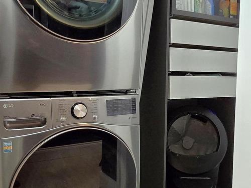 406 7909 71 Street, Edmonton, AB - Indoor Photo Showing Laundry Room