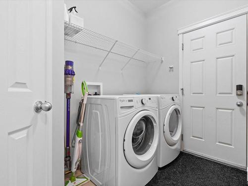 176 Henderson Link, Spruce Grove, AB - Indoor Photo Showing Laundry Room