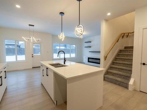 69 Penn Place, Spruce Grove, AB - Indoor Photo Showing Kitchen With Double Sink With Upgraded Kitchen