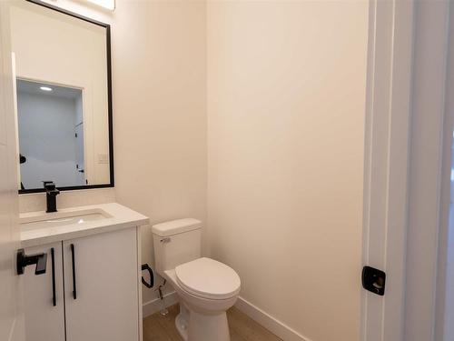 69 Penn Place, Spruce Grove, AB - Indoor Photo Showing Bathroom