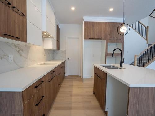 71 Penn Place, Spruce Grove, AB - Indoor Photo Showing Kitchen With Double Sink