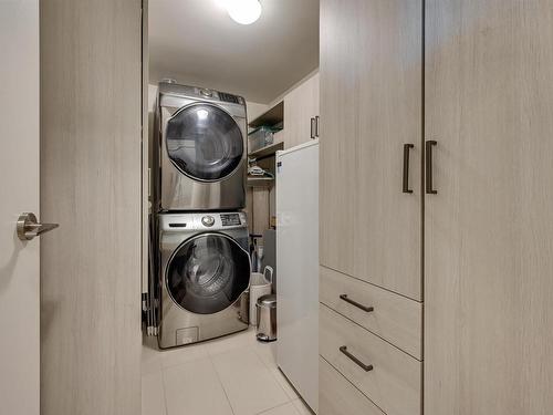 2703 10410 102 Avenue, Edmonton, AB - Indoor Photo Showing Laundry Room