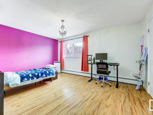 304 10635 80 Avenue, Edmonton, AB - Indoor Photo Showing Bedroom