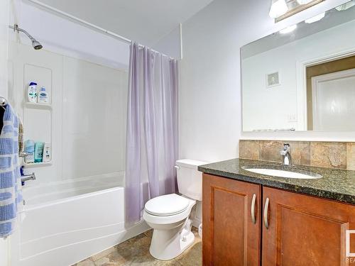 304 10635 80 Avenue, Edmonton, AB - Indoor Photo Showing Bathroom