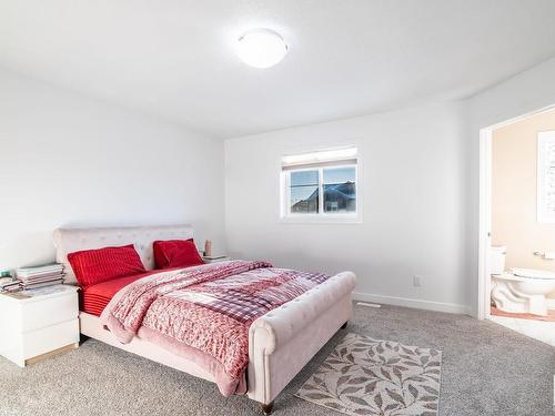 9201 Cooper Crescent, Edmonton, AB - Indoor Photo Showing Bedroom