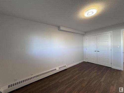 103 10511 19 Avenue, Edmonton, AB - Indoor Photo Showing Other Room